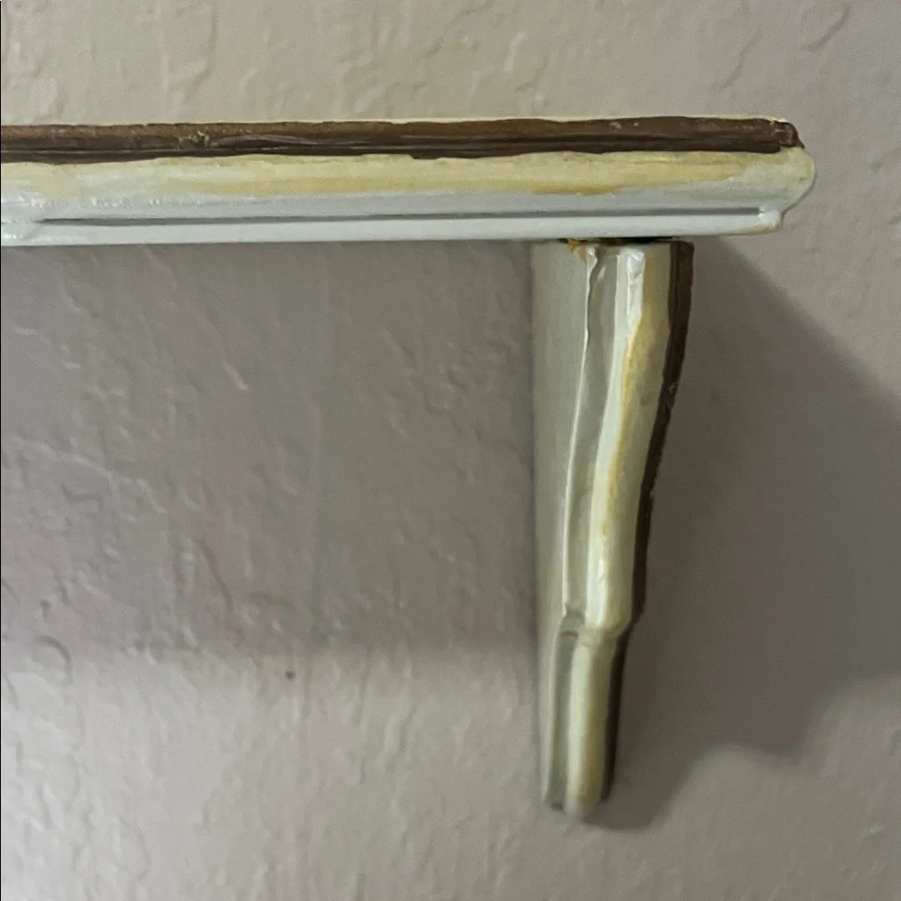 Vintage Charming Beige Wall Shelf with Floral Accents